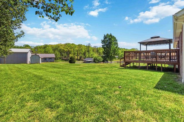 135 Country Acres Drive, Somerset, KY 42503