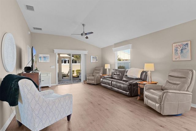 1943 NEEDLEWOOD LANE, The Villages, FL 32162