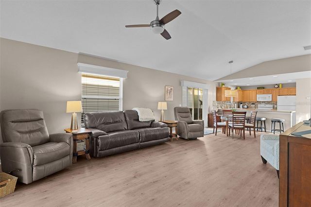 1943 NEEDLEWOOD LANE, The Villages, FL 32162