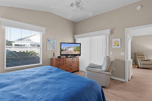 1943 NEEDLEWOOD LANE, The Villages, FL 32162