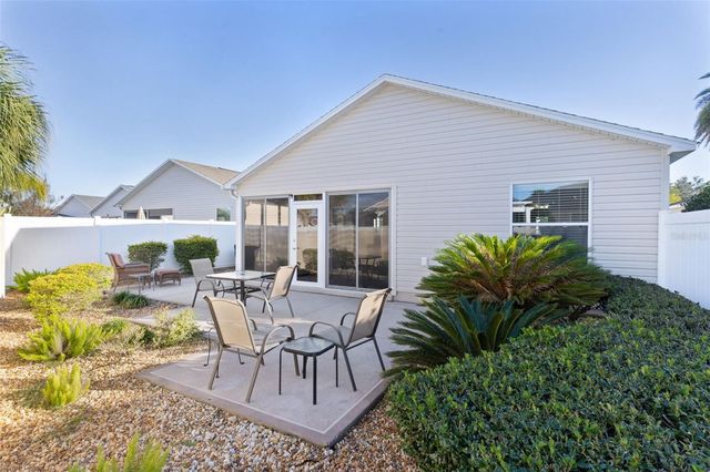 1943 NEEDLEWOOD LANE, The Villages, FL 32162