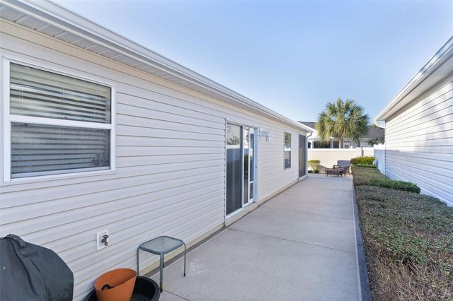 1943 NEEDLEWOOD LANE, The Villages, FL 32162