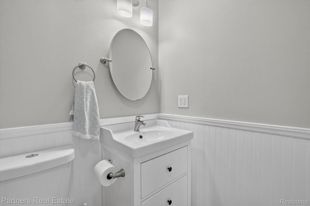 425 S 7th Street, Brighton, MI 48116