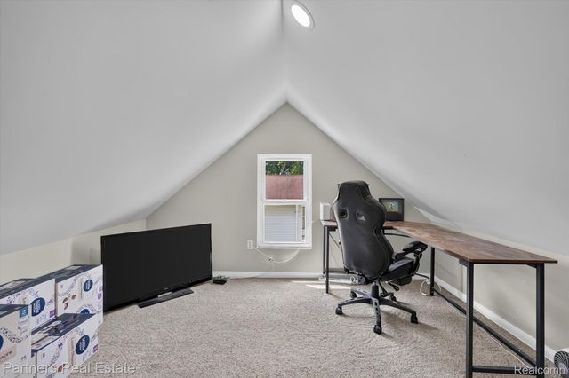 425 S 7th Street, Brighton, MI 48116