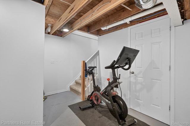 425 S 7th Street, Brighton, MI 48116