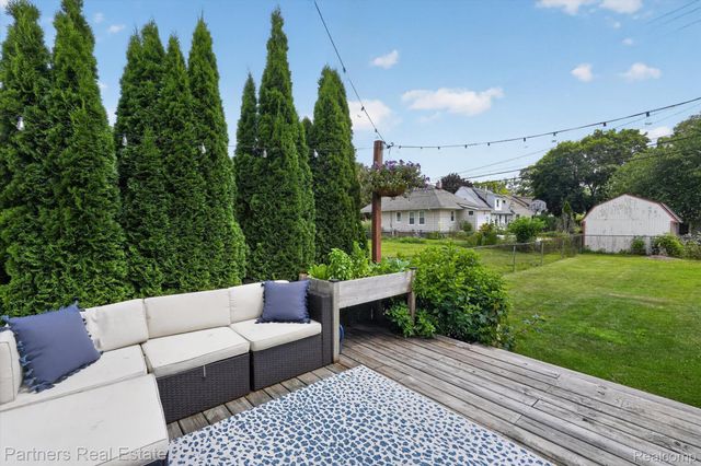 425 S 7th Street, Brighton, MI 48116
