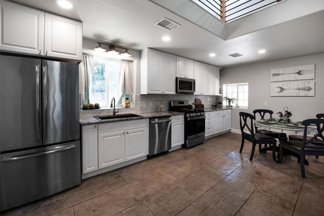 12903 Elrod Street, Conroe, TX 77303