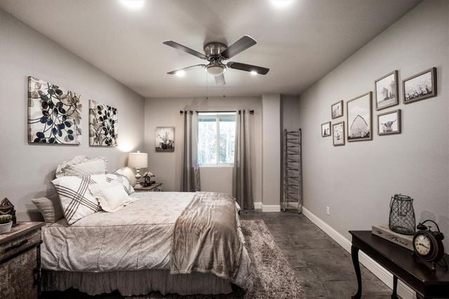 12903 Elrod Street, Conroe, TX 77303