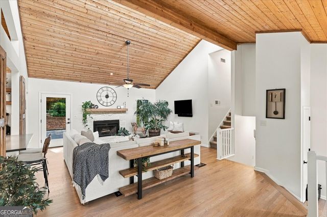 515 Silver Pine Trail, Roswell, GA 30076
