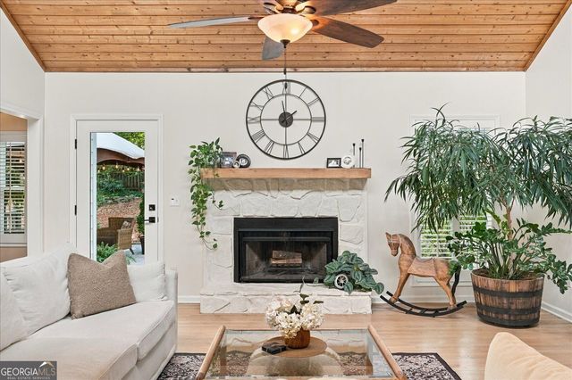 515 Silver Pine Trail, Roswell, GA 30076