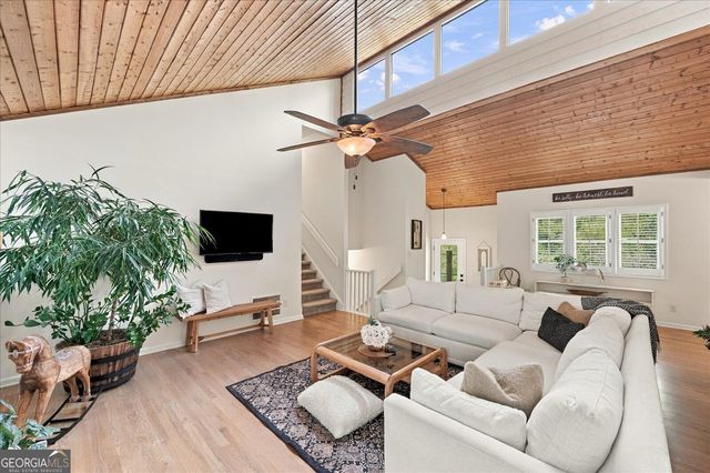 515 Silver Pine Trail, Roswell, GA 30076
