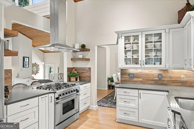 515 Silver Pine Trail, Roswell, GA 30076