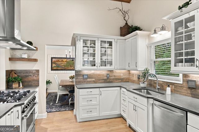 515 Silver Pine Trail, Roswell, GA 30076