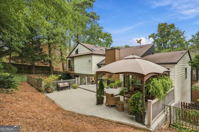 515 Silver Pine Trail, Roswell, GA 30076