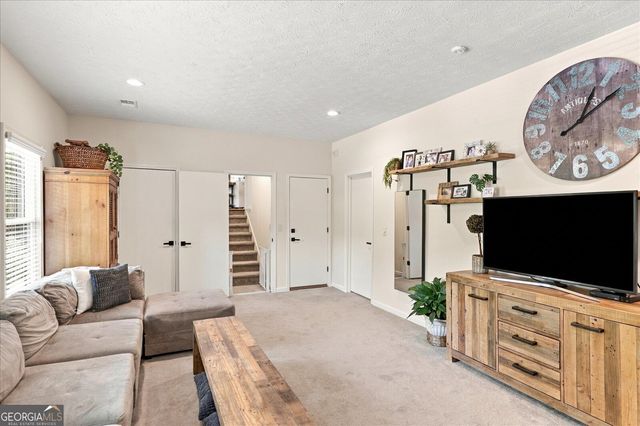 515 Silver Pine Trail, Roswell, GA 30076