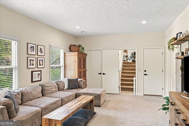 515 Silver Pine Trail, Roswell, GA 30076