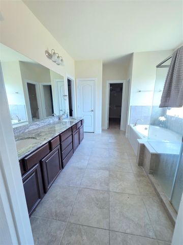 2706 Topaz Cove Lane, Iowa Colony, TX 77583