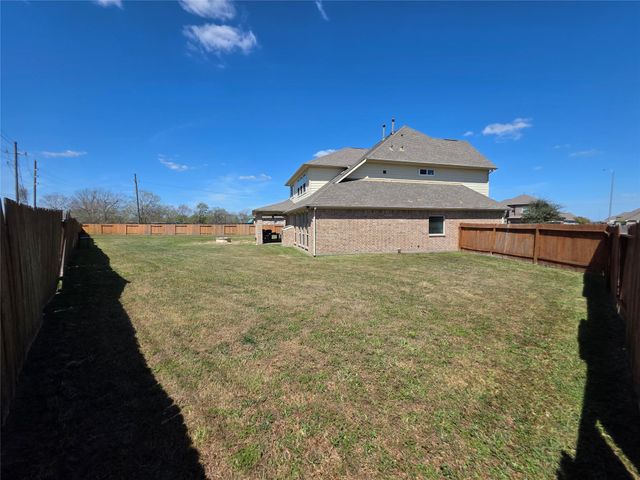 2706 Topaz Cove Lane, Iowa Colony, TX 77583