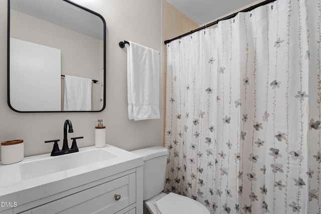 3525 Castlegate Drive, Raleigh, NC 27616