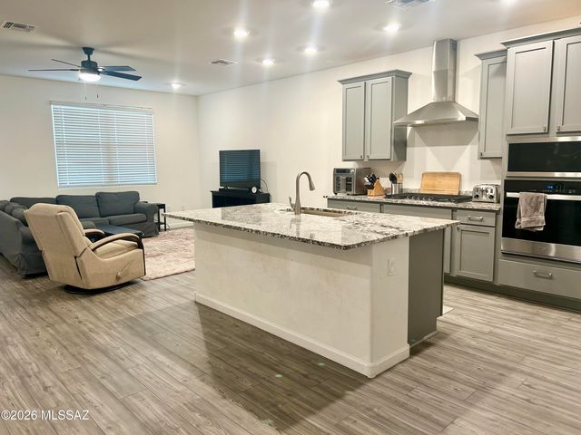 10766 W Larkhill Drive, Marana, AZ 85653