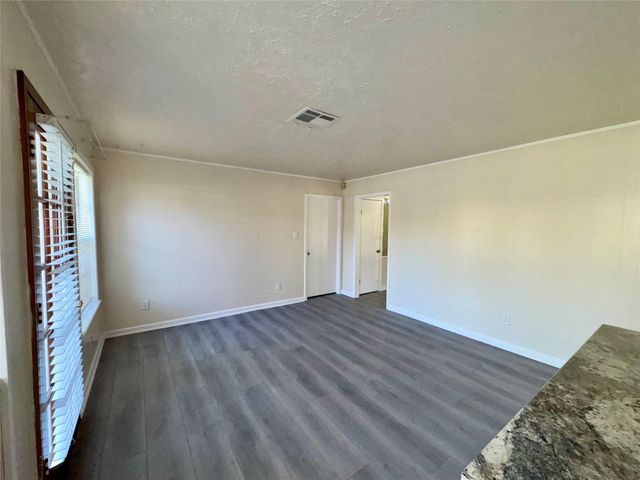 11402 Concho Street, Houston, TX 77072