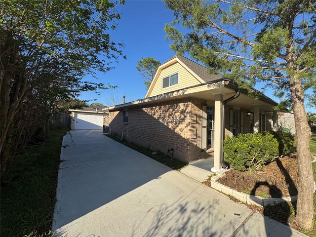 11402 Concho Street, Houston, TX 77072