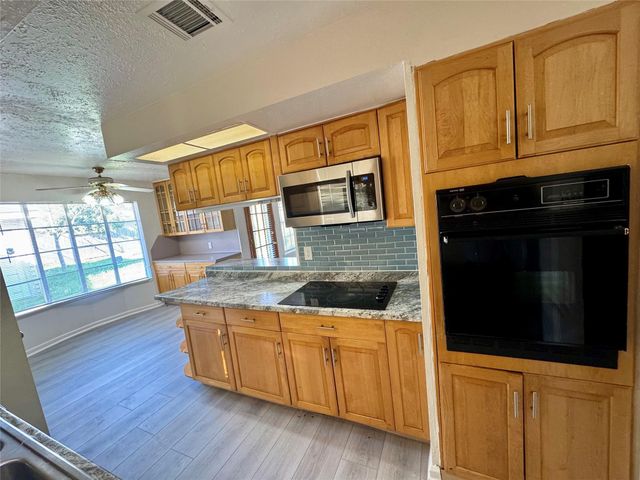 11402 Concho Street, Houston, TX 77072