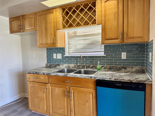 11402 Concho Street, Houston, TX 77072