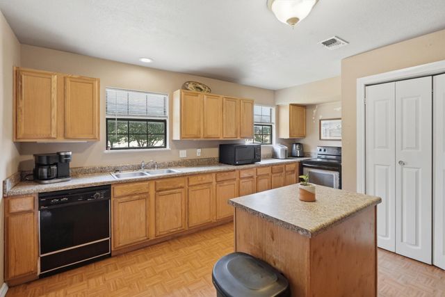 1101 Charles Street, Weatherford, TX 76086