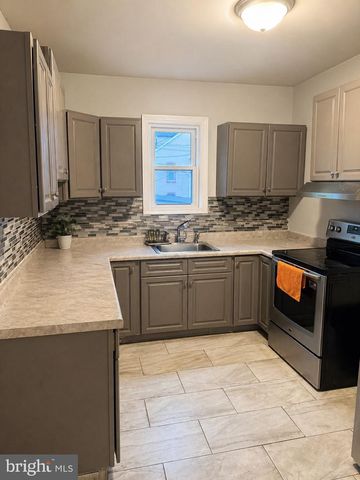 816 SCHUYLKILL AVE, Reading, PA 19601