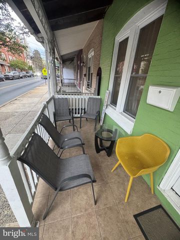 816 SCHUYLKILL AVE, Reading, PA 19601