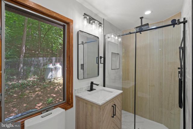 6412 RECREATION LN, Falls Church, VA 22041