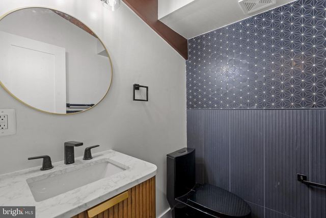 6412 RECREATION LN, Falls Church, VA 22041