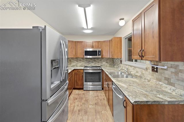 2050 S Chelton Road, Colorado Springs, CO 80916