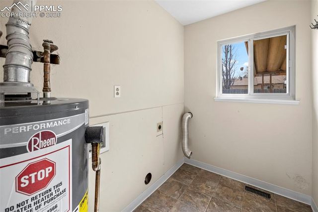 2050 S Chelton Road, Colorado Springs, CO 80916