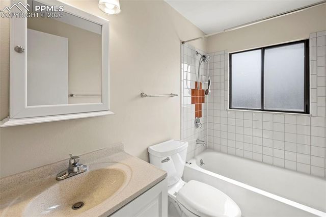 2050 S Chelton Road, Colorado Springs, CO 80916