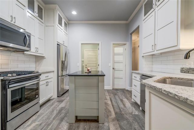 925 NW 191st Street, Edmond, OK 73012