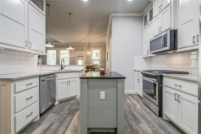 925 NW 191st Street, Edmond, OK 73012
