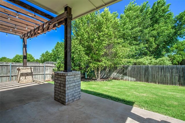 925 NW 191st Street, Edmond, OK 73012