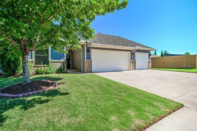 925 NW 191st Street, Edmond, OK 73012