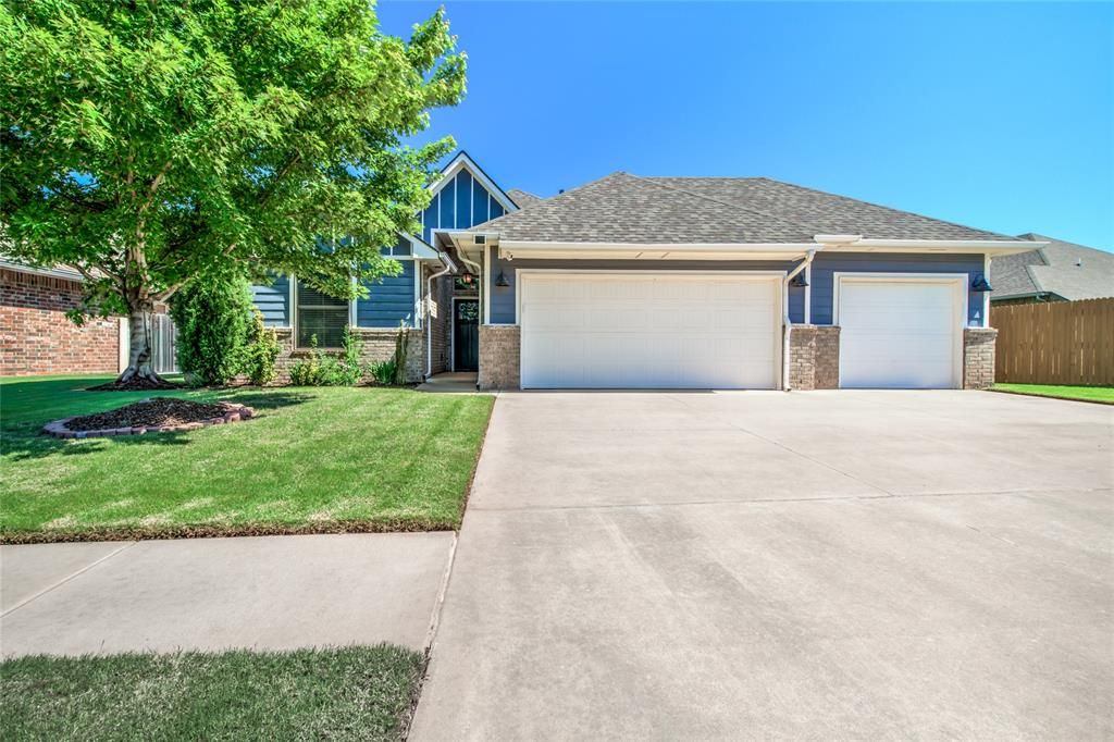 925 NW 191st Street, Edmond, OK 73012