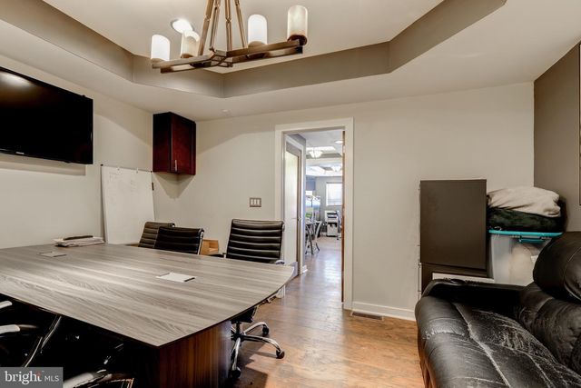 646 ROXBOROUGH AVE, Philadelphia, PA 19128