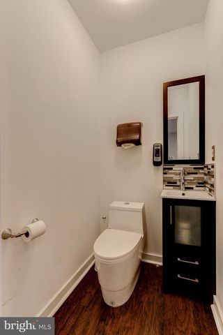 646 ROXBOROUGH AVE, Philadelphia, PA 19128