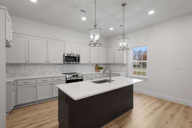 1812 Carpenter Street, Bridgeport, TX 76426