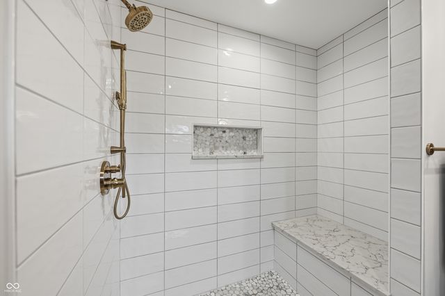 209 N Hamilton Avenue, Indianapolis, IN 46201
