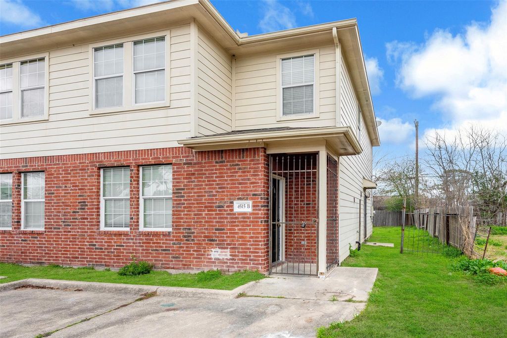 4515 Perry Street A, Houston, TX 77021
