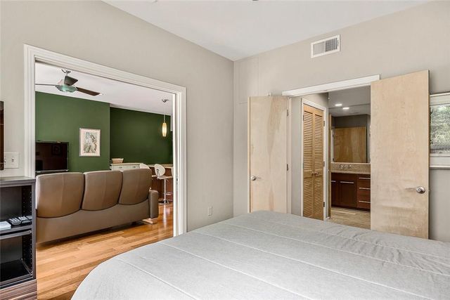 1600 Barton Springs RD 2206, Austin, TX 78704