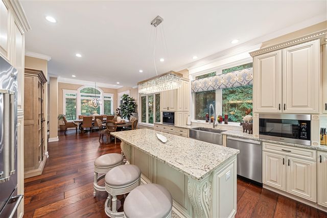 51323 Erich Lane, New Buffalo, MI 49117