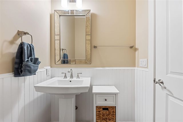 51323 Erich Lane, New Buffalo, MI 49117