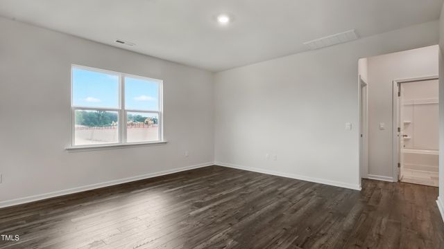 901 Comice Pear Drive, Willow Springs, NC 27592